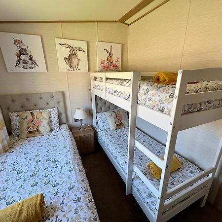 Cottontail Lodge - Hot Tub - Pet Friendly South Cerney Exteriör bild