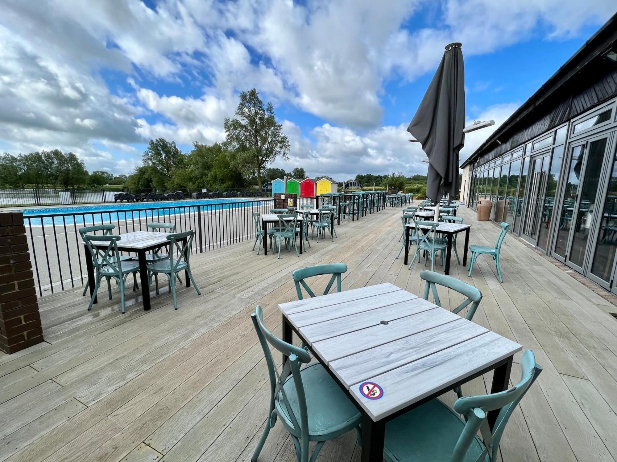 Cottontail Lodge - Hot Tub - Pet Friendly South Cerney Exteriör bild